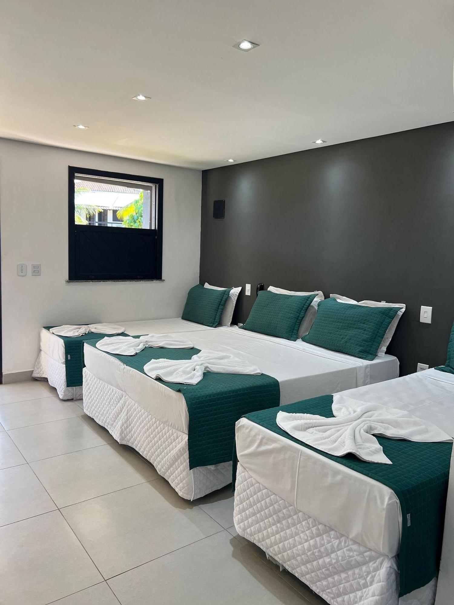 O Beira Mar Praia Hotel Esta Localizado Na Orla, Na Praia De Taperapuan, Cafe Incluso, Wi-Fi 500Mb, Piscinas, Estacionamento Privativo, Ar Condicionado Split, Smart Tv, Frigobar, Porto Seguro Luaran gambar